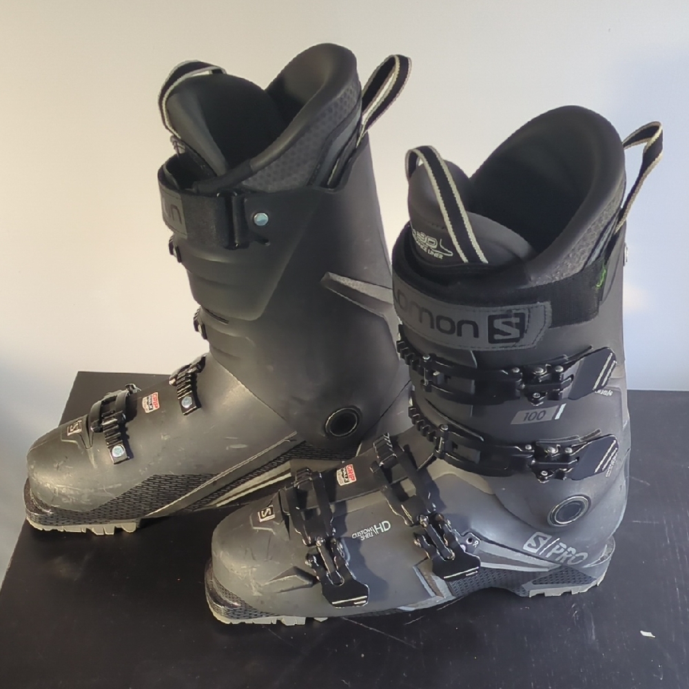 Salomon Black Ski Boots with Buckles